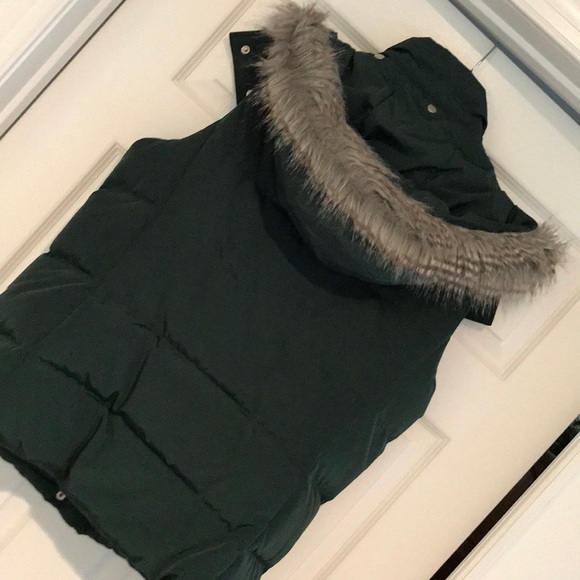 Talbots down, fur-lined hooded vest - Picture 2 of 2